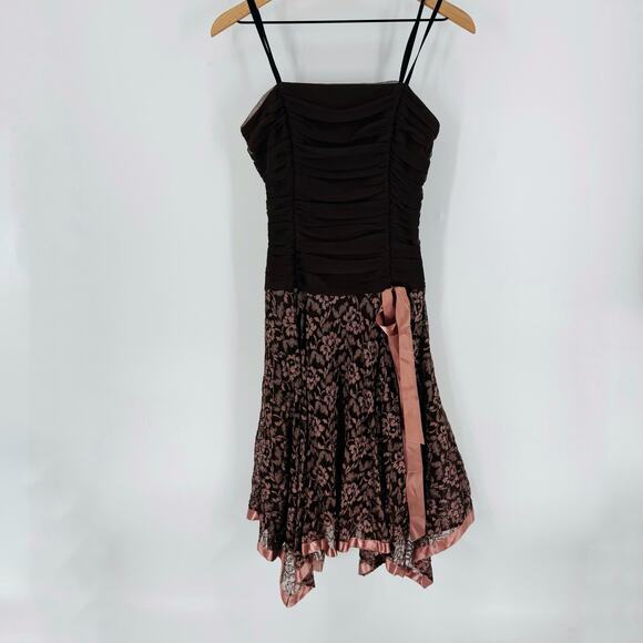 Vintage Brown Lace Overlay Handkerchief Hem Party Dress Y2K Whimsigoth Size 10 - Picture 9 of 9